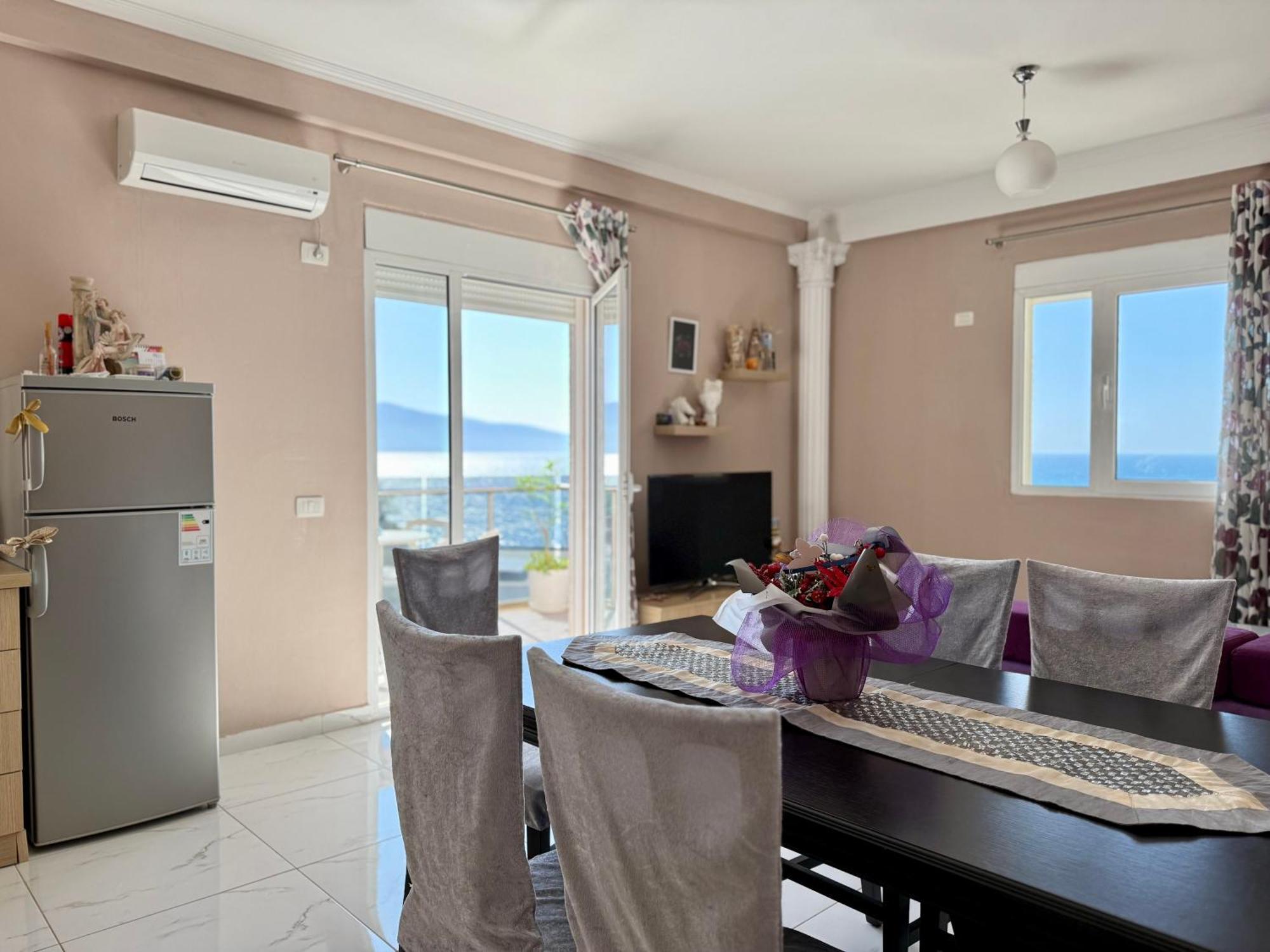 Spectacular Seaview Apartment Vlorë エクステリア 写真